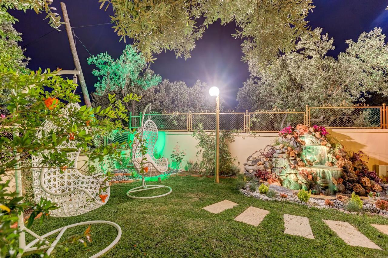 Cunda Oezerbey Konagi (Adults Only) Hotel Ayvalik Exterior photo
