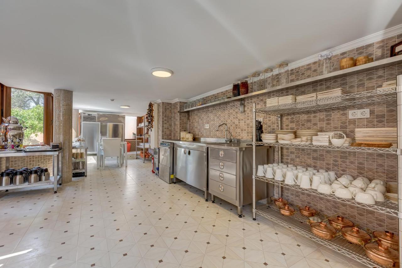 Cunda Oezerbey Konagi (Adults Only) Hotel Ayvalik Exterior photo
